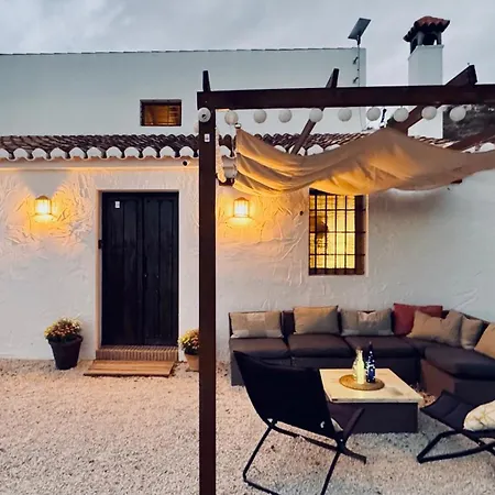 Campos Chalet Almogia